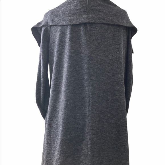 Gray Long Sleeves Sweater Size Large - Picture 6 of 8